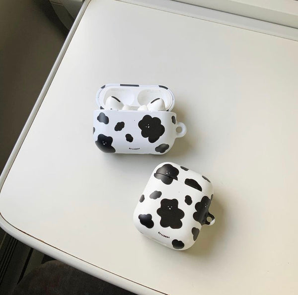 [chanibear] Cow Cow AirPods Case