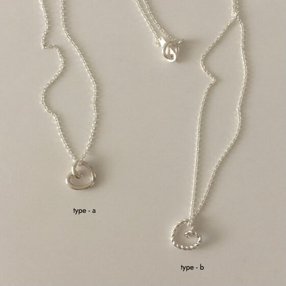 [moat] Robe Heart Necklace (silver925)