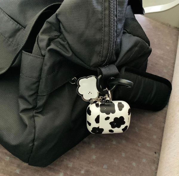 [chanibear] Cow Cow AirPods Case