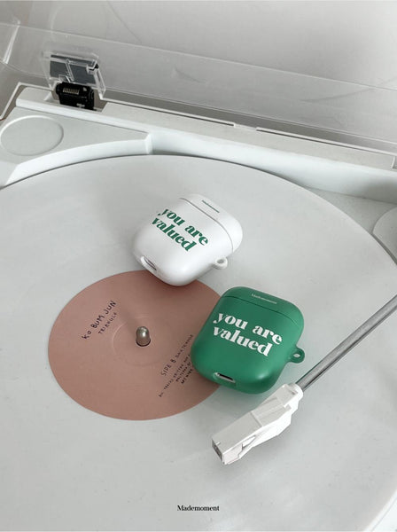 [Mademoment] Valued Green Lettering Design Airpods Case